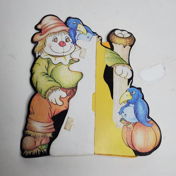 The Beistle Company 1983 Vintage Halloween Decorations Ghost Honeycomb Scarecrow - Picture 10 of 16